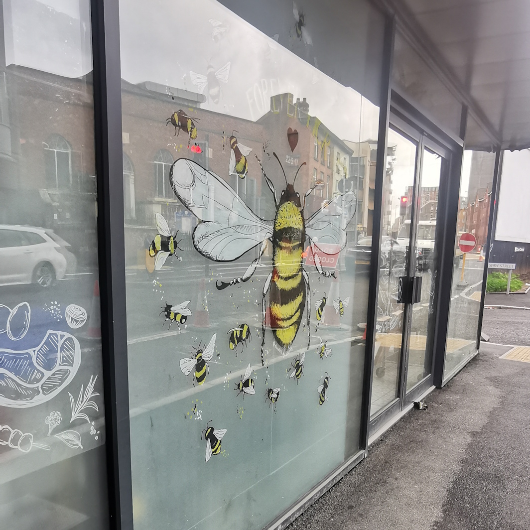 Memorial bee Chapel Street, Salford